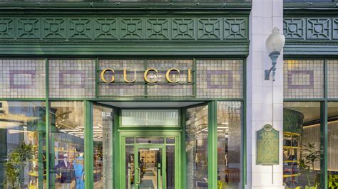 Gucci, Shopping .